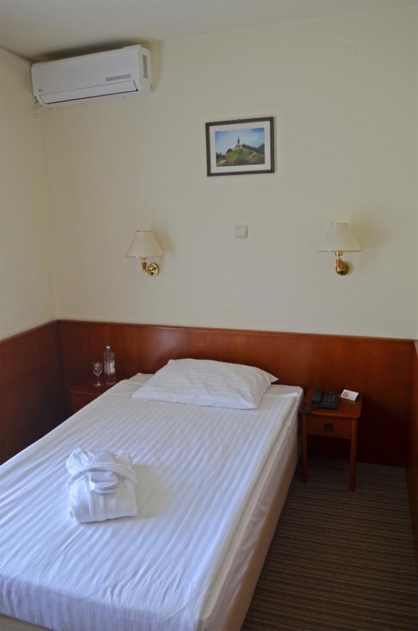 Toplice Hotel Krapinske Toplice Buitenkant foto